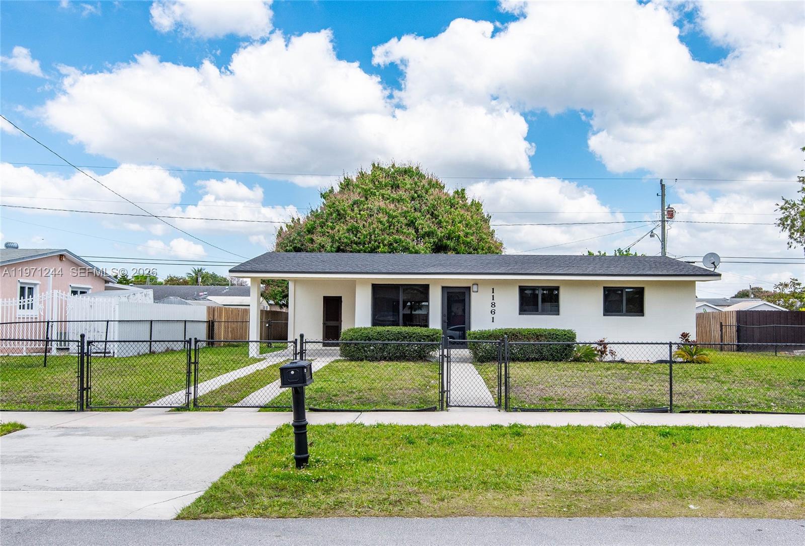 11861 SW 185th Ter, Miami FL 33177