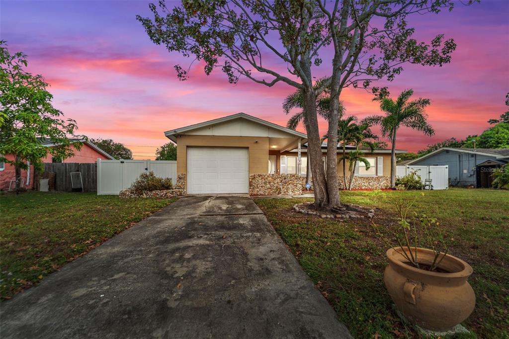 8593 LANTANA DRIVE