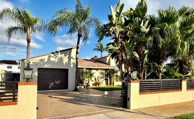 2725 SW 102nd Ave, Miami FL 33165