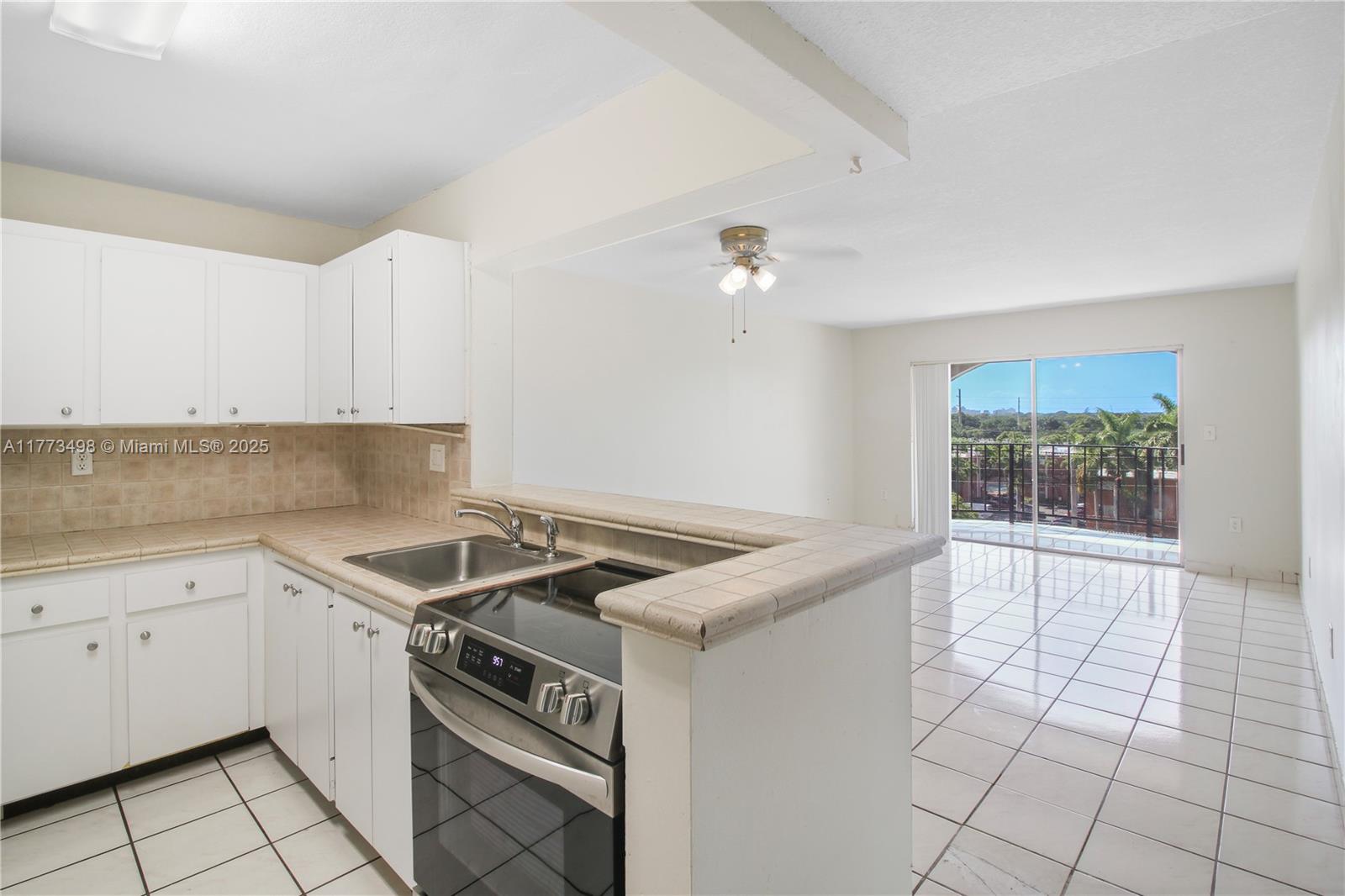 5199 NW 7th St # 603E, Miami FL 33126