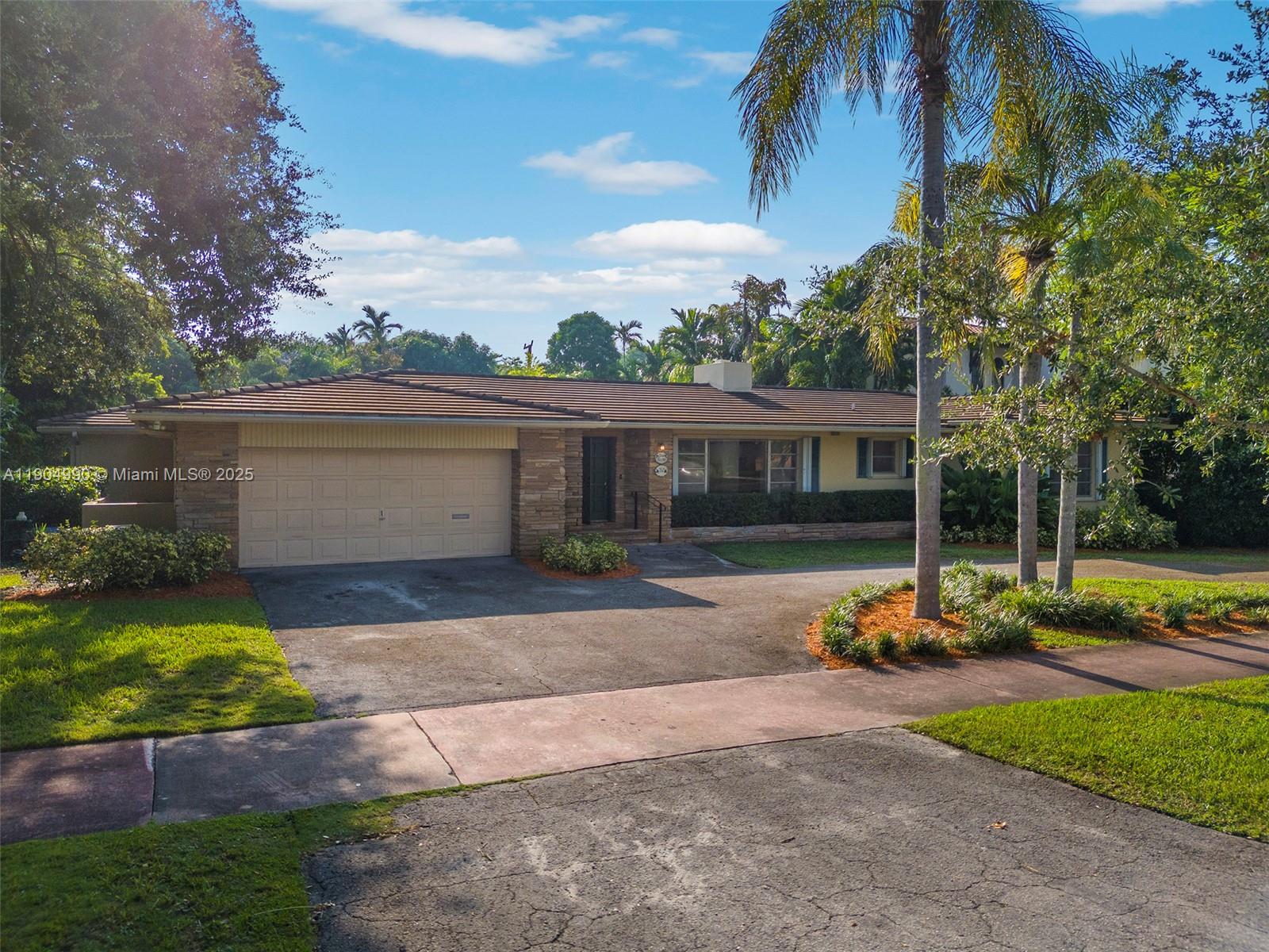 2615 Alhambra Cir, Coral Gables FL 33134