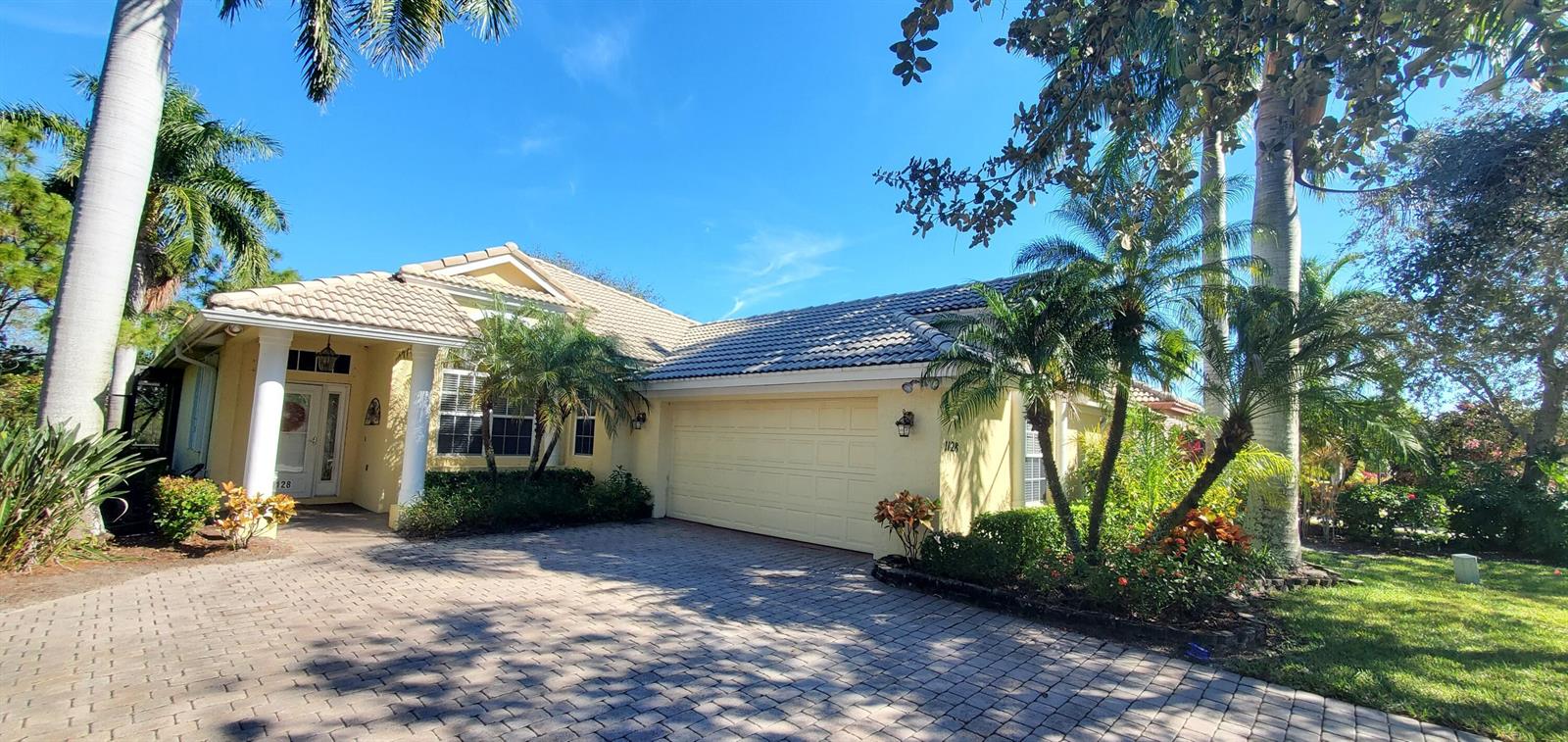 1128 NW Mossy Oak Way, Jensen Beach FL 34957