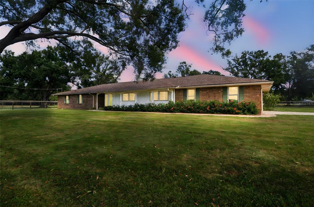 10725 DIXON DRIVE
