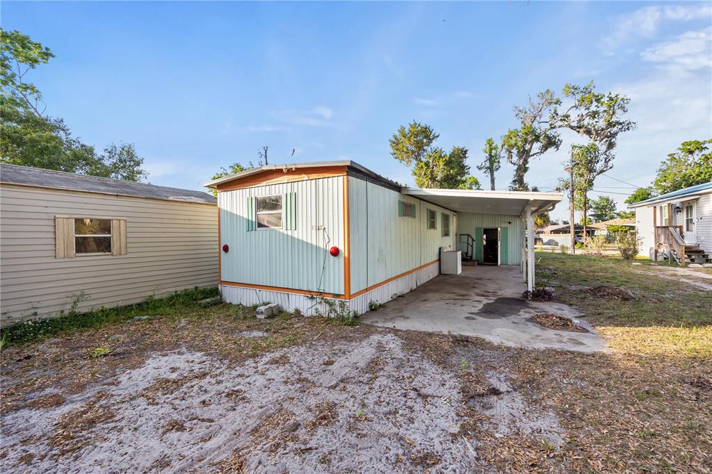 1098 NW 7TH BOULEVARD