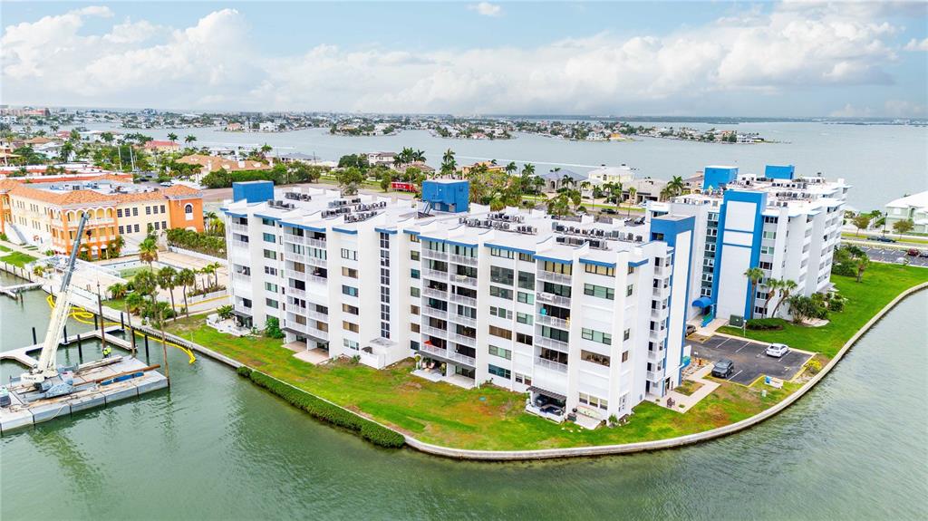 450 TREASURE ISLAND CAUSEWAY UNIT 311