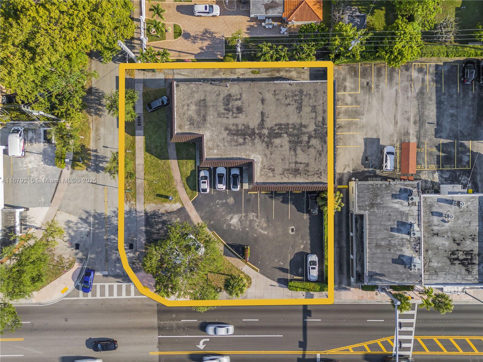 5500 SW 8th St, Coral Gables FL 33134