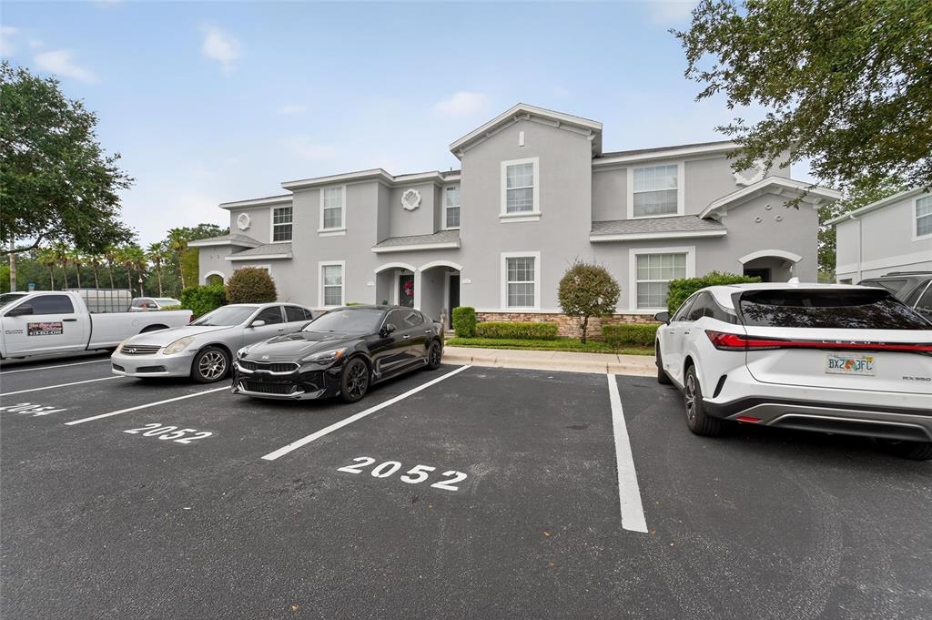2052 GREENWOOD VALLEY DRIVE