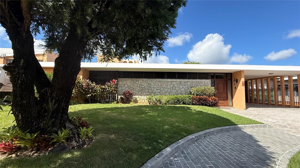 18 G STREET VILLA CAPARRA