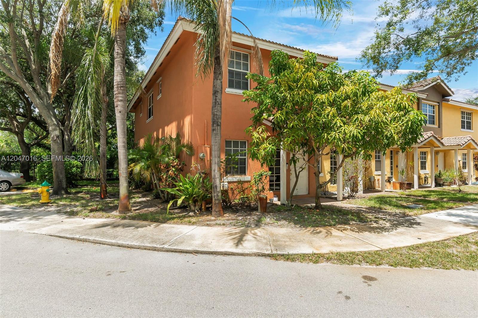 6819 Sienna Club Pl, Lauderhill FL 33319