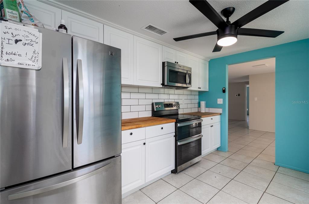 8119 SAN JACINTO AVENUE, NORTH PORT, FL — photo 5 of 14