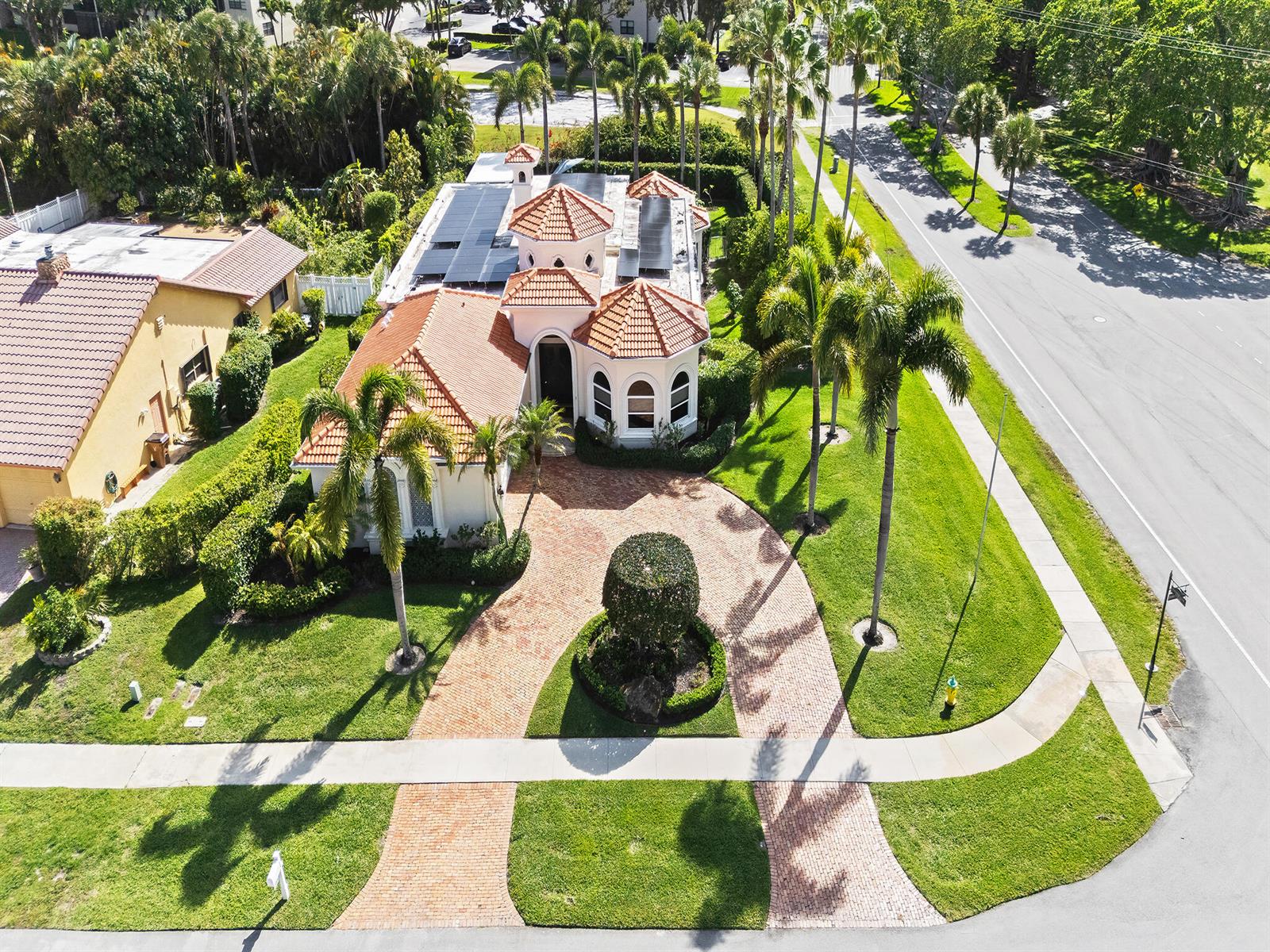 2370 Deer Creek Trail, Deerfield Beach FL 33442