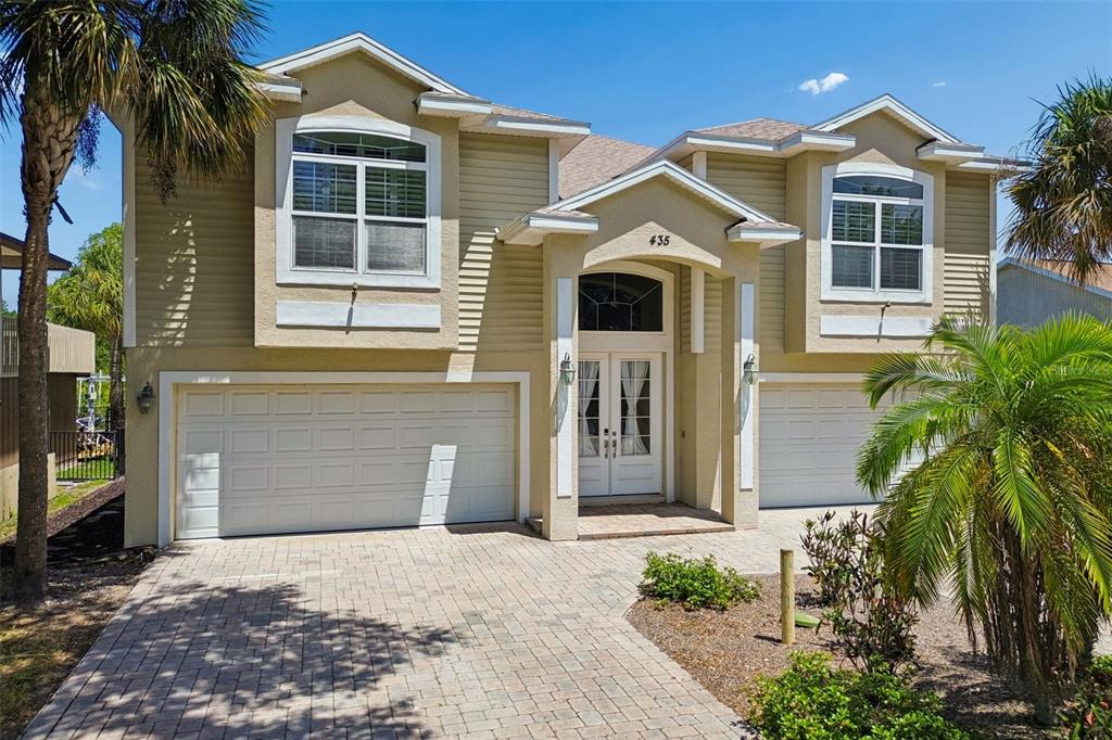 435 WESTWINDS DRIVE
