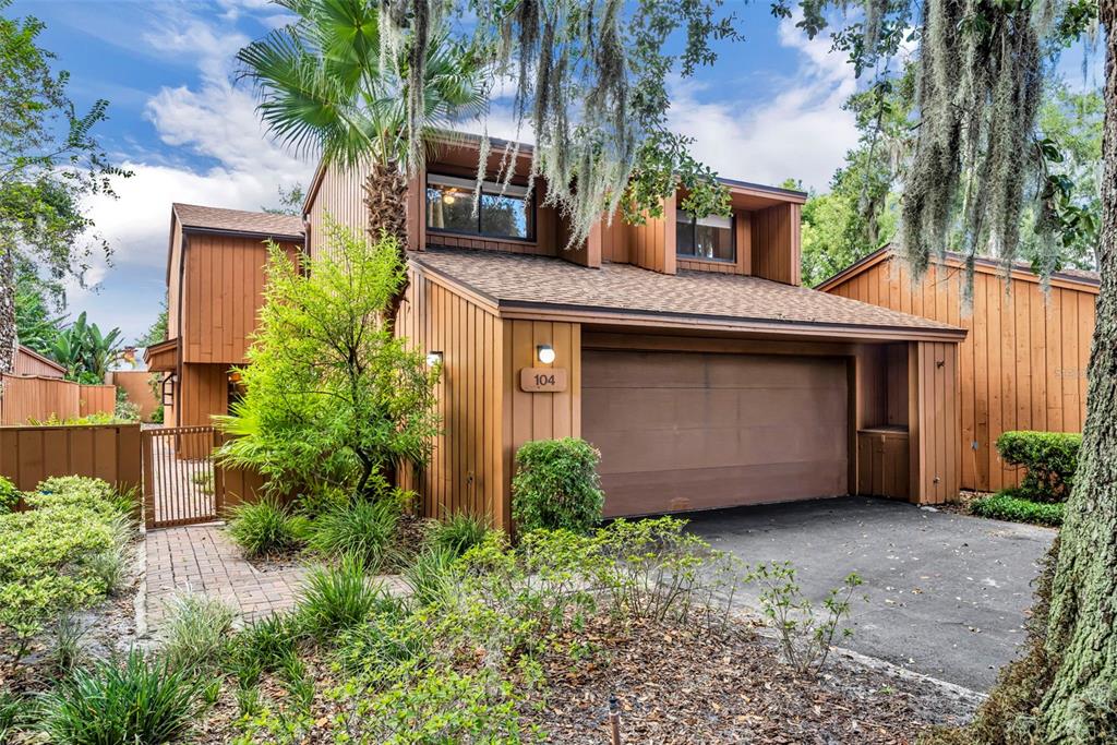 104 OAKS COURT UNIT 104