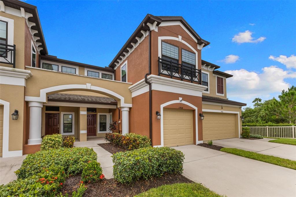 11458 CROWNED SPARROW LANE