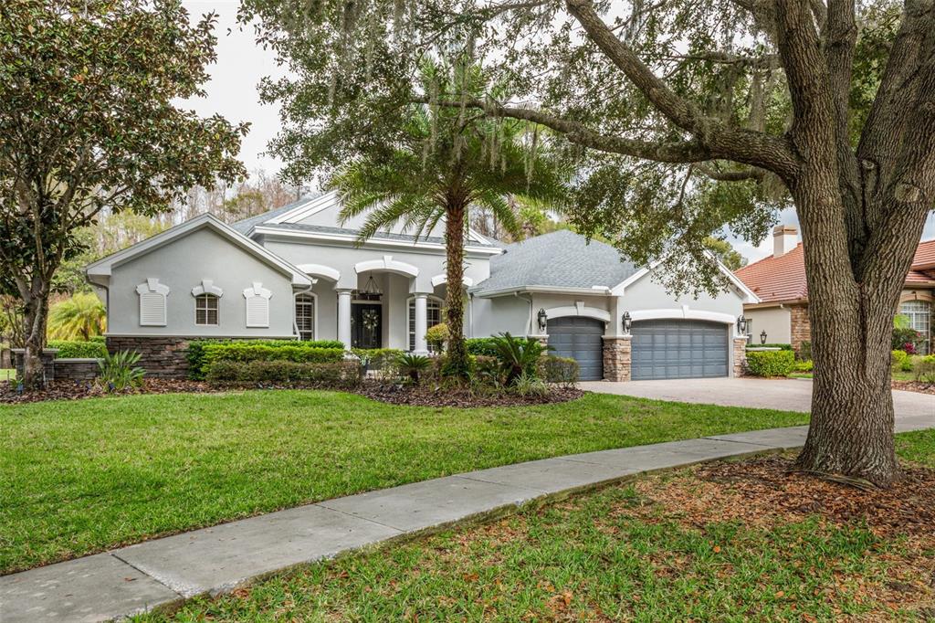 21111 LAKE VIENNA DRIVE
