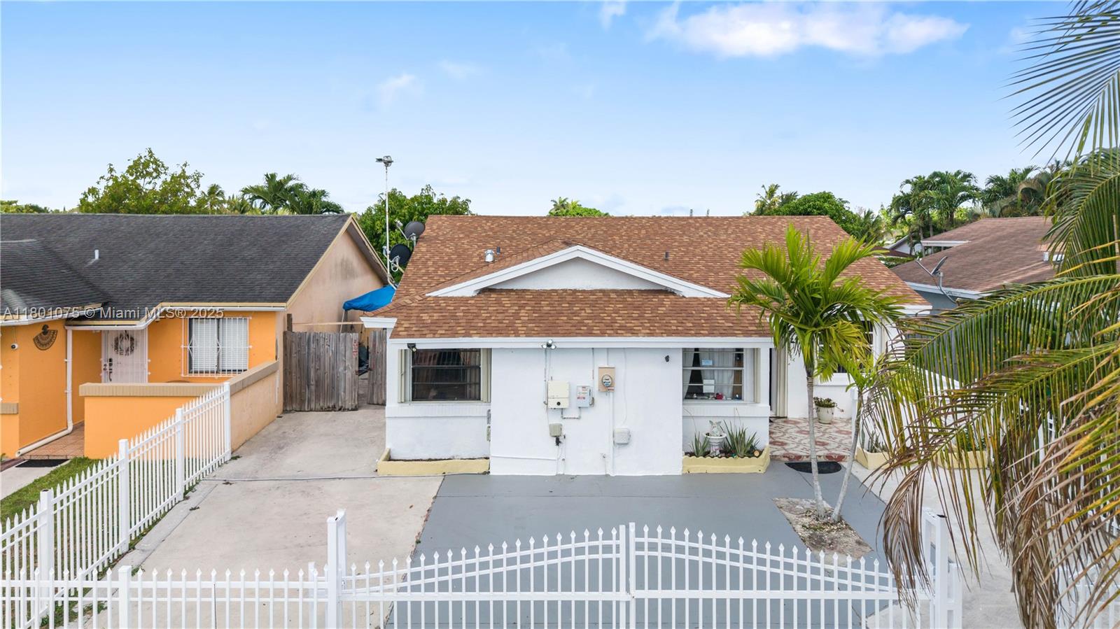 19276 SW 123rd Ave, Miami FL 33177