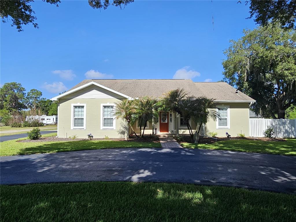1401 LINDSEY ROAD