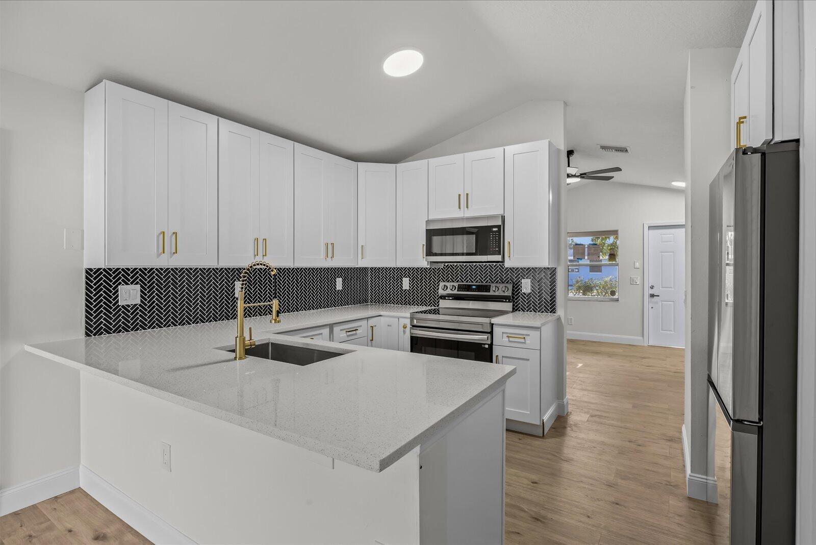 945 SE Forrest Park Drive, Stuart FL 34994