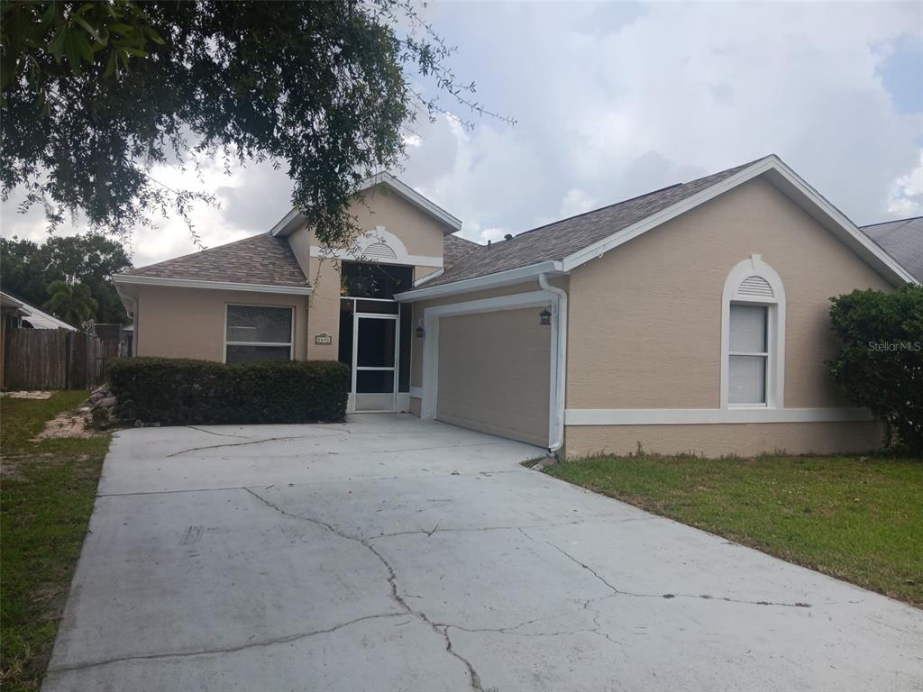 2604 AVONDALE COURT