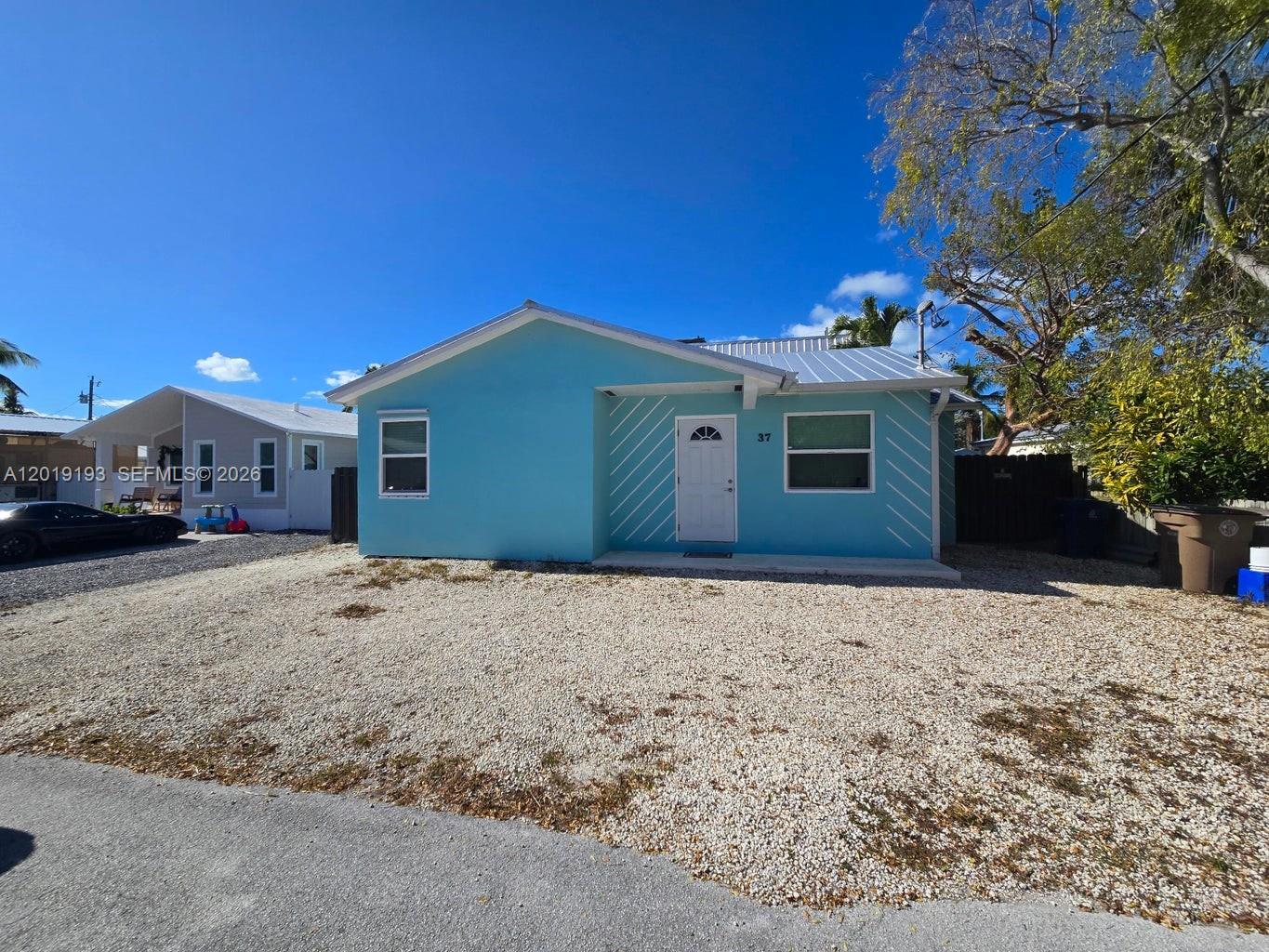 37 Orange Dr, Key Largo FL 33037