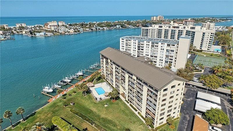 650 ISLAND WAY UNIT 708
