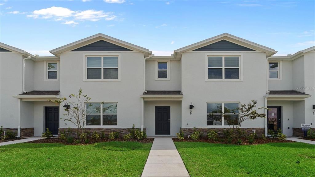 1764 LEYLAND CIRCLE