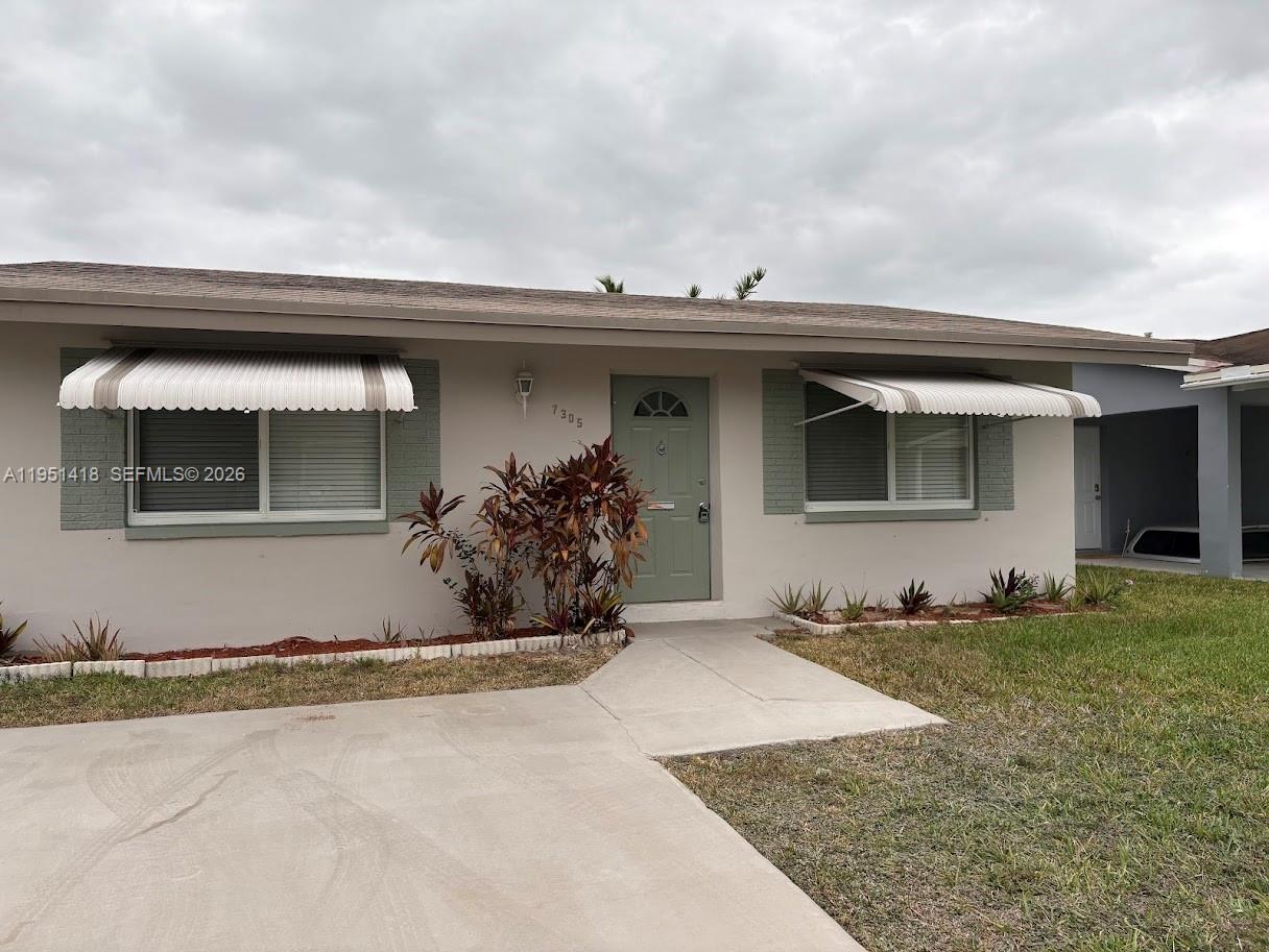7305 NW 57th Ct, Tamarac FL 33321