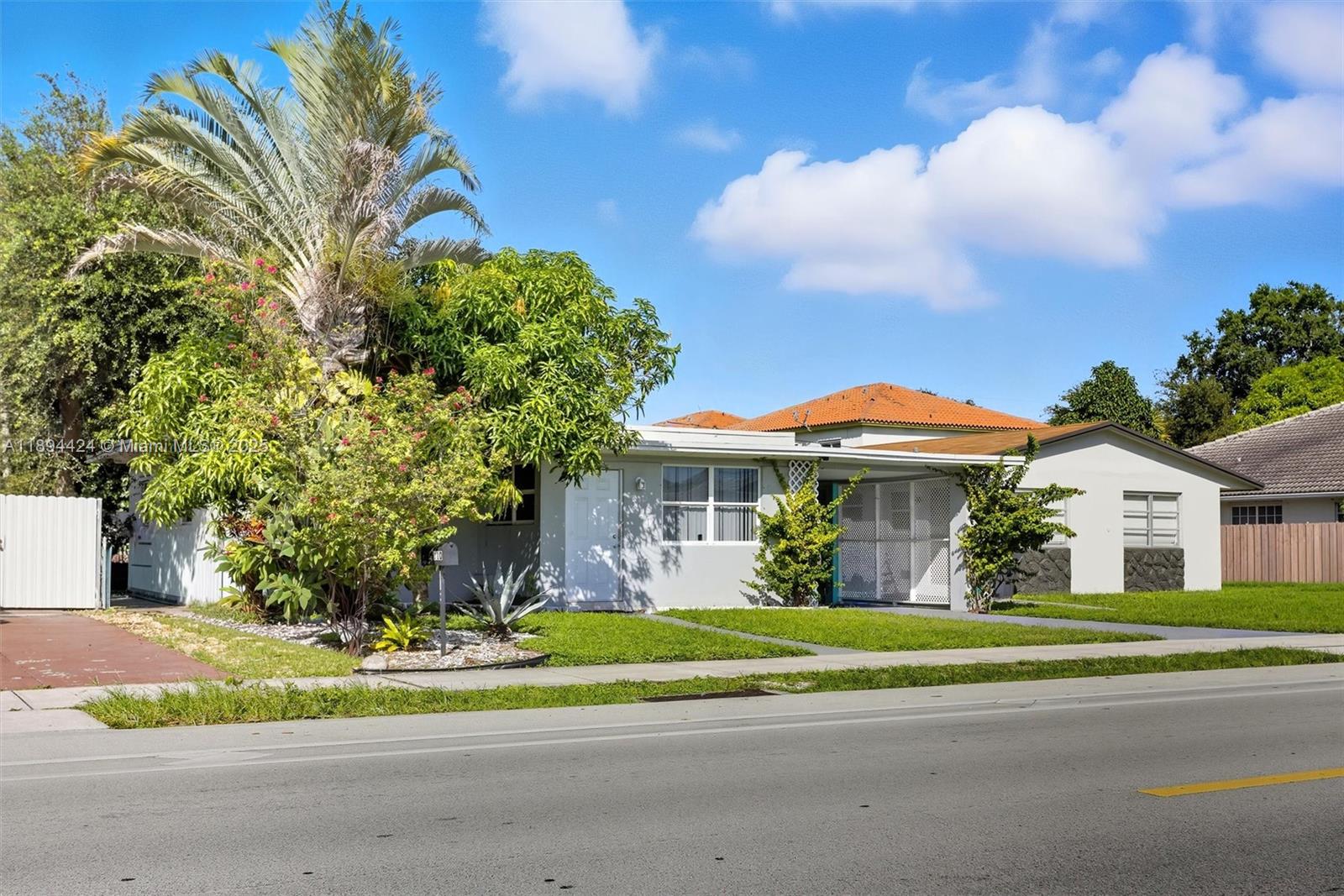 510 N 56th Ave, Hollywood FL 33021