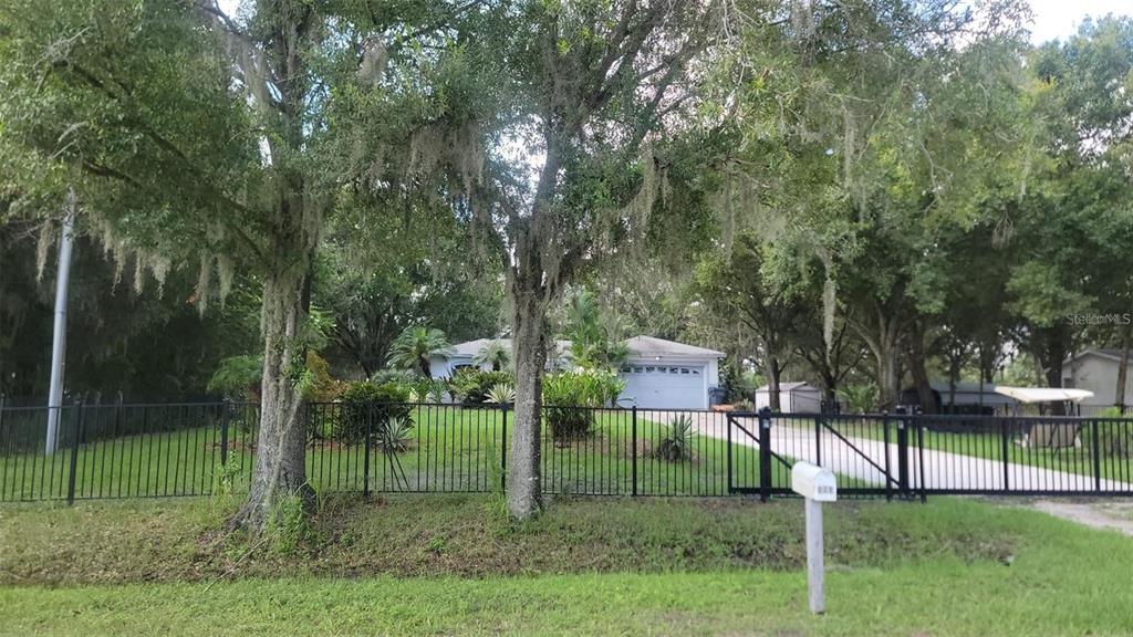 895 KEEN ROAD