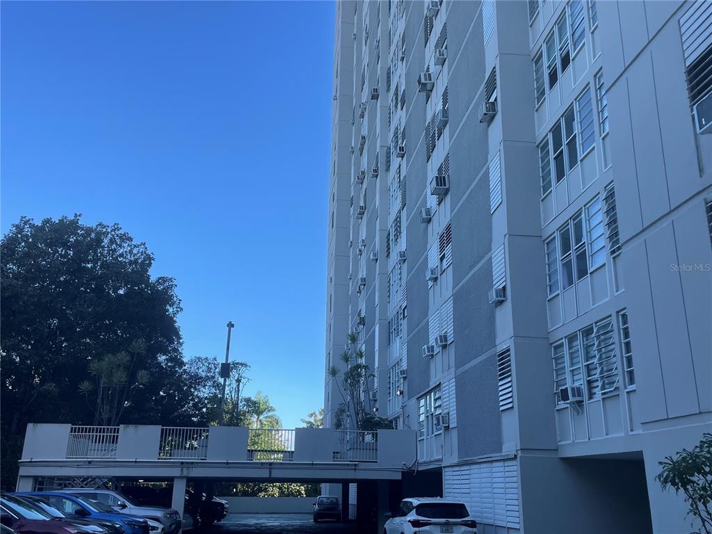#75 CALLE JUNIN UNIT 301