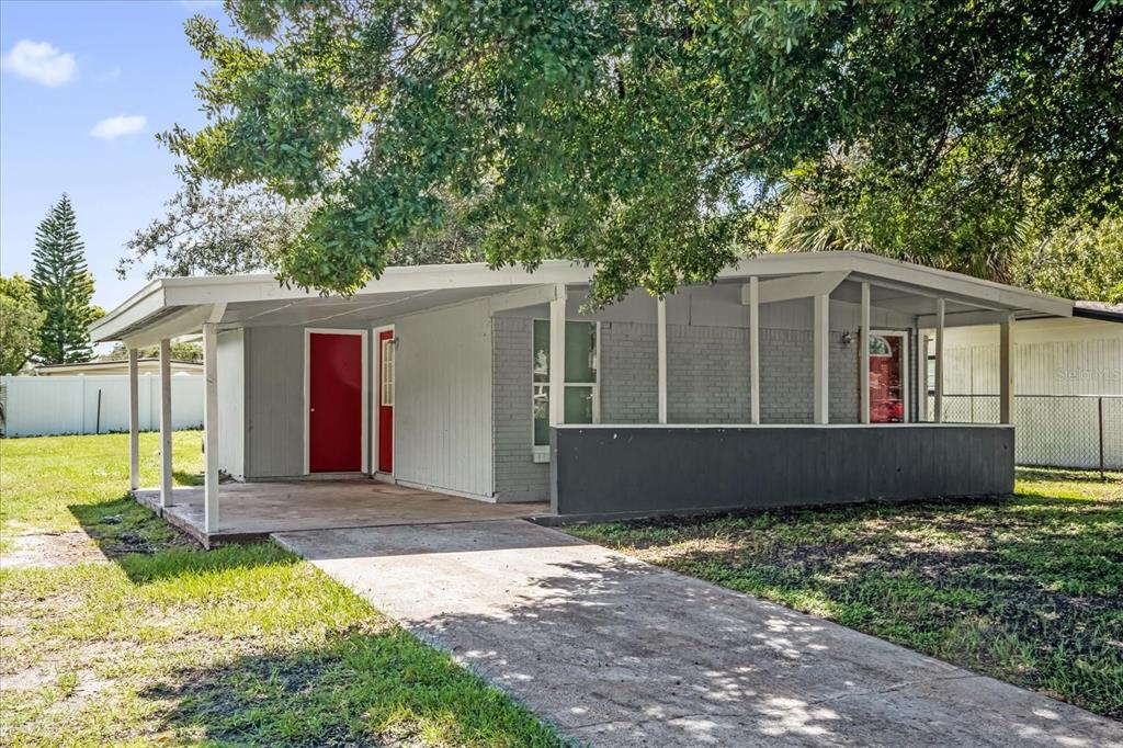 127 BOB THOMAS CIRCLE