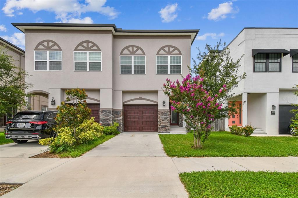 2405 W NORTH B STREET UNIT 1