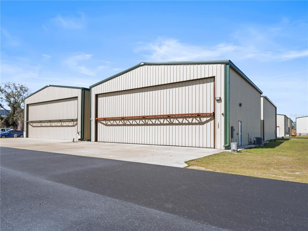 1321 APOPKA AIRPORT ROAD UNIT 123