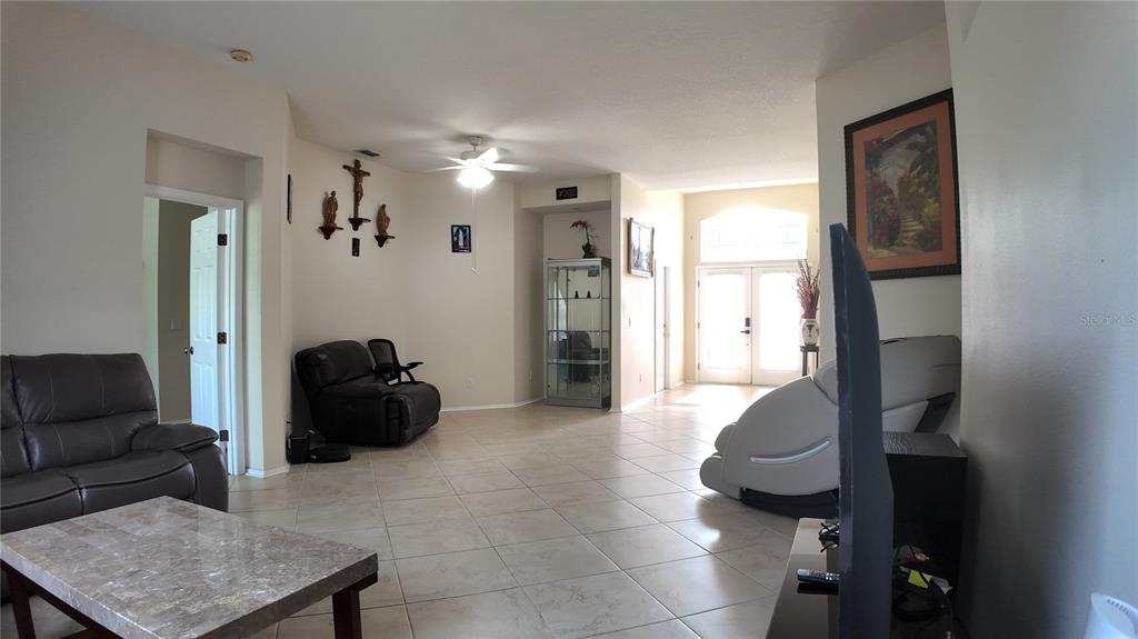 207 39TH STREET E, BRADENTON, FL — photo 5 of 30