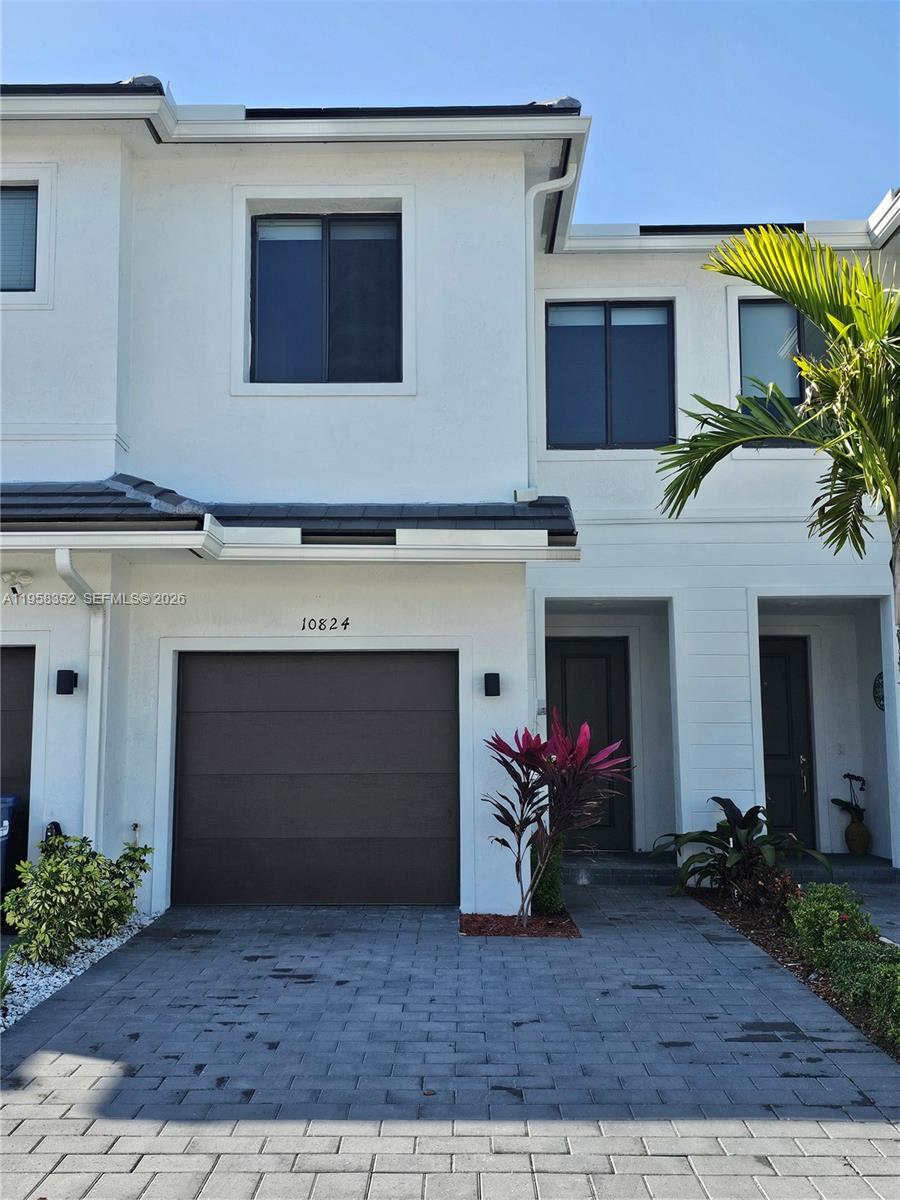 10824 SW 232nd Ter, Homestead FL 33032