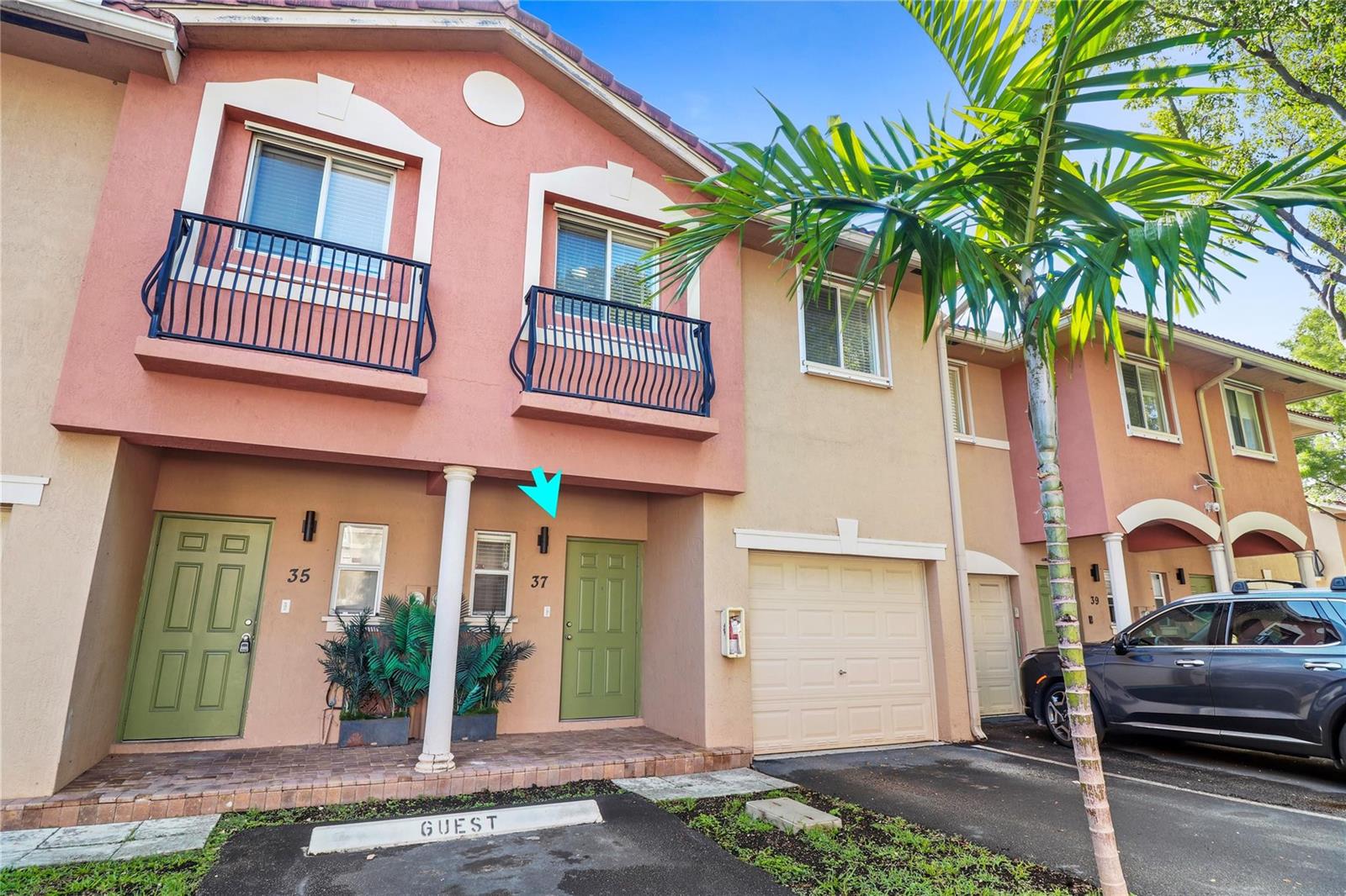 37 SE 3rd Avenue, Hallandale Beach FL 33009