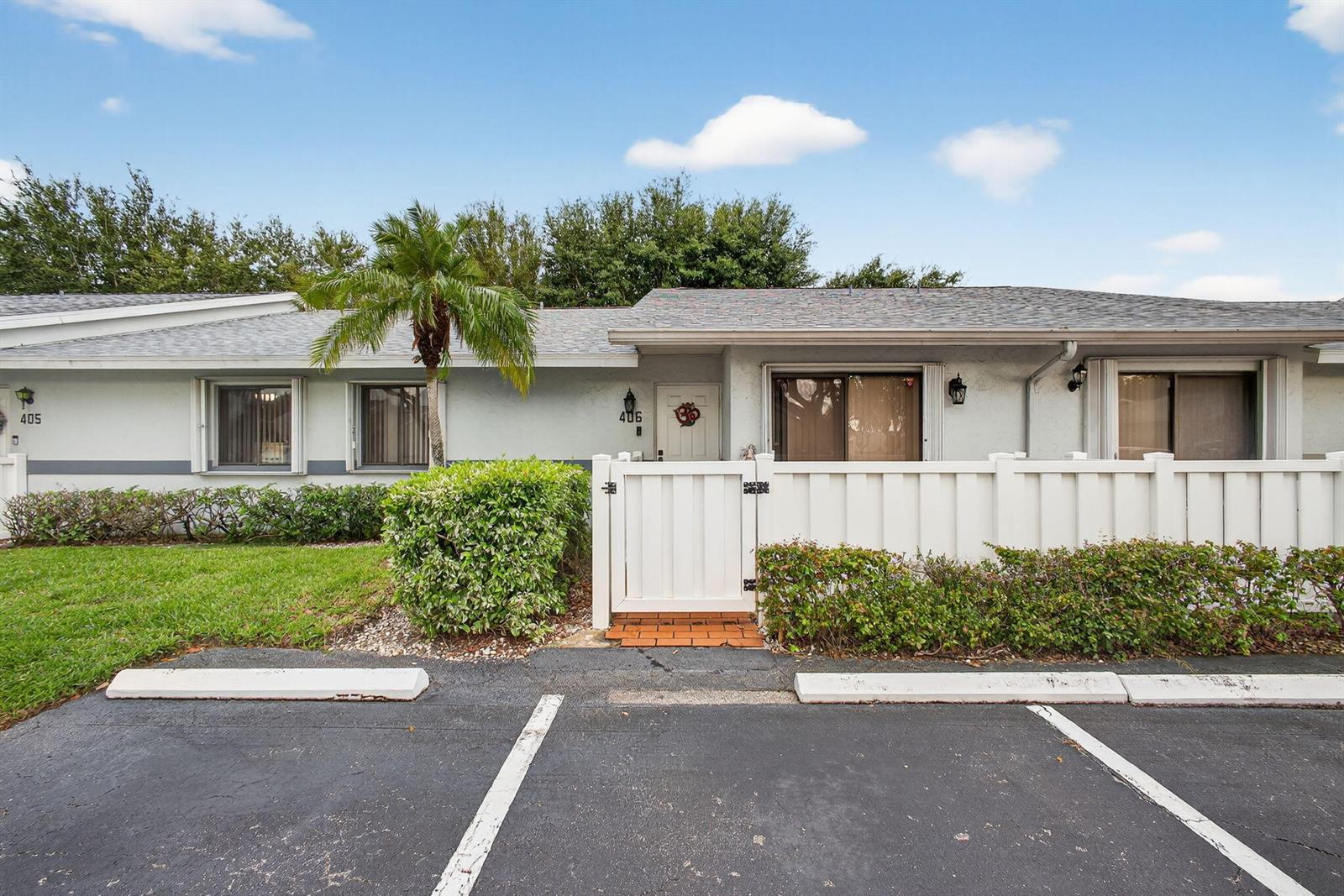 2640 Gately Drive W # 406, West Palm Beach FL 33415