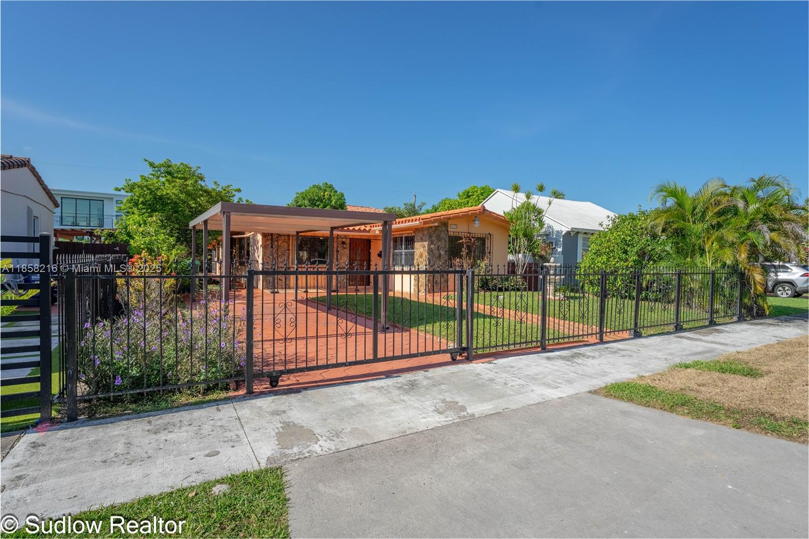 4230 SW 10th St, Miami FL 33134