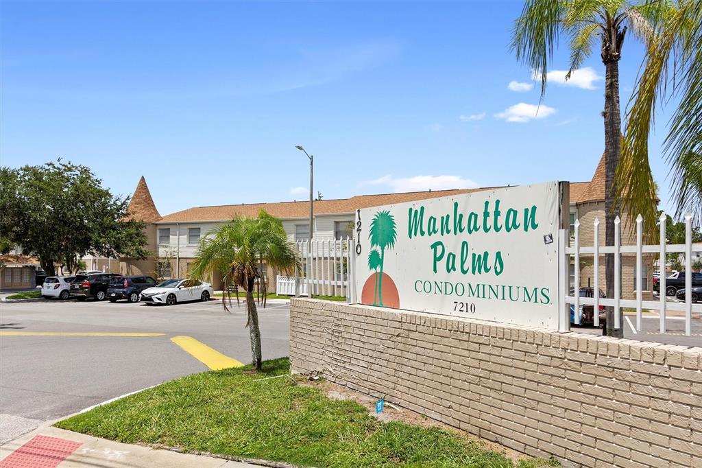 7210 N MANHATTAN UNIT 1822