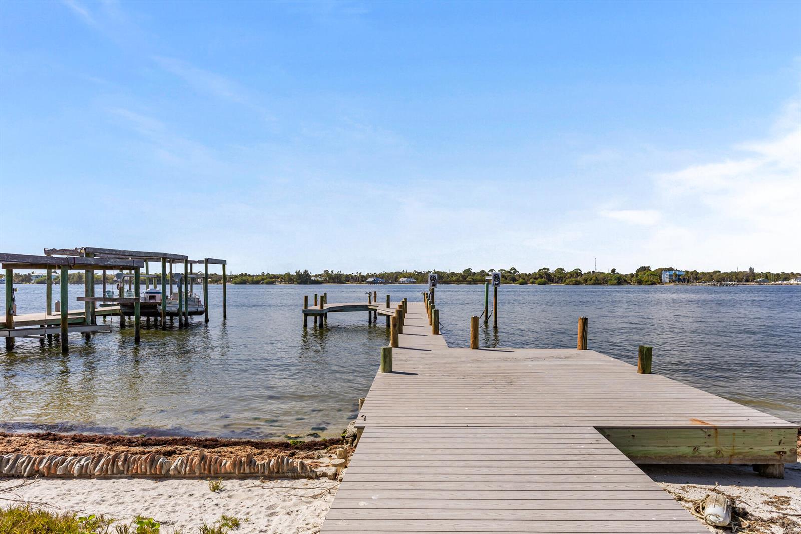 a-11 — GRANT VALKARIA, FL