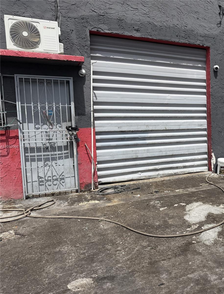 2561 NW 23rd St, Miami FL 33142