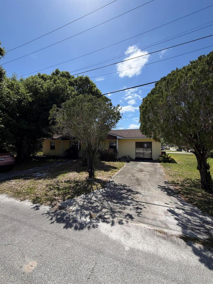 1709 N 22nd Street, Fort Pierce FL 34950