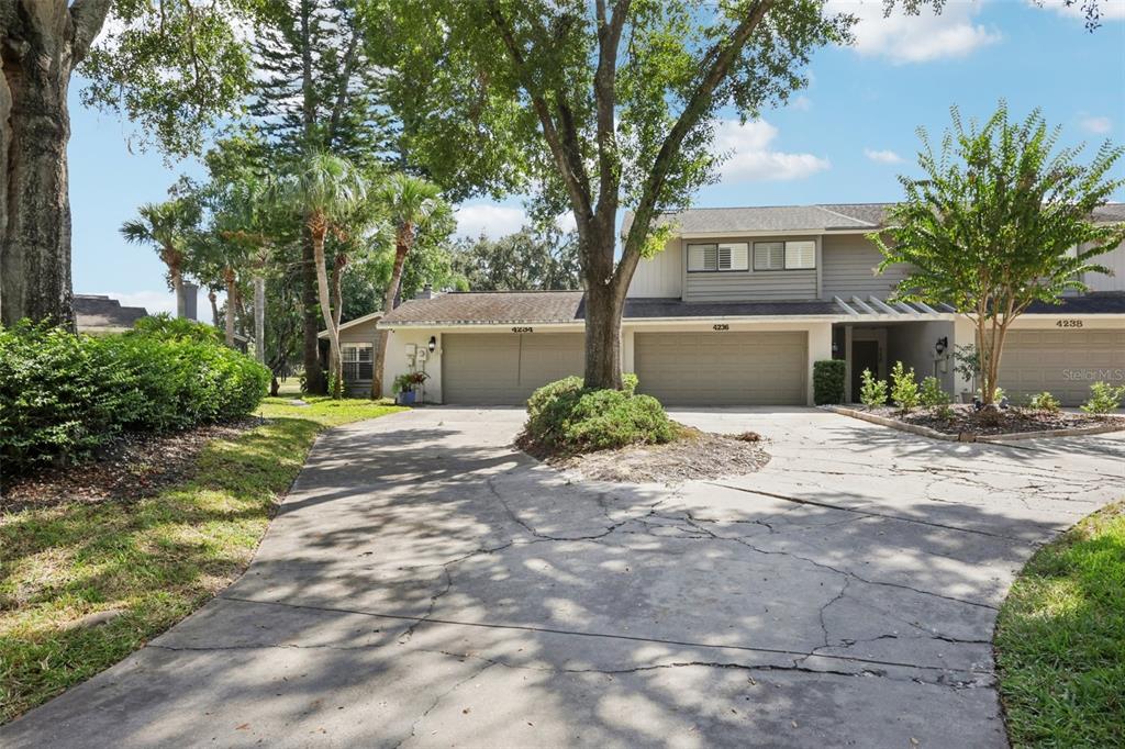4234 GOLF CLUB LANE