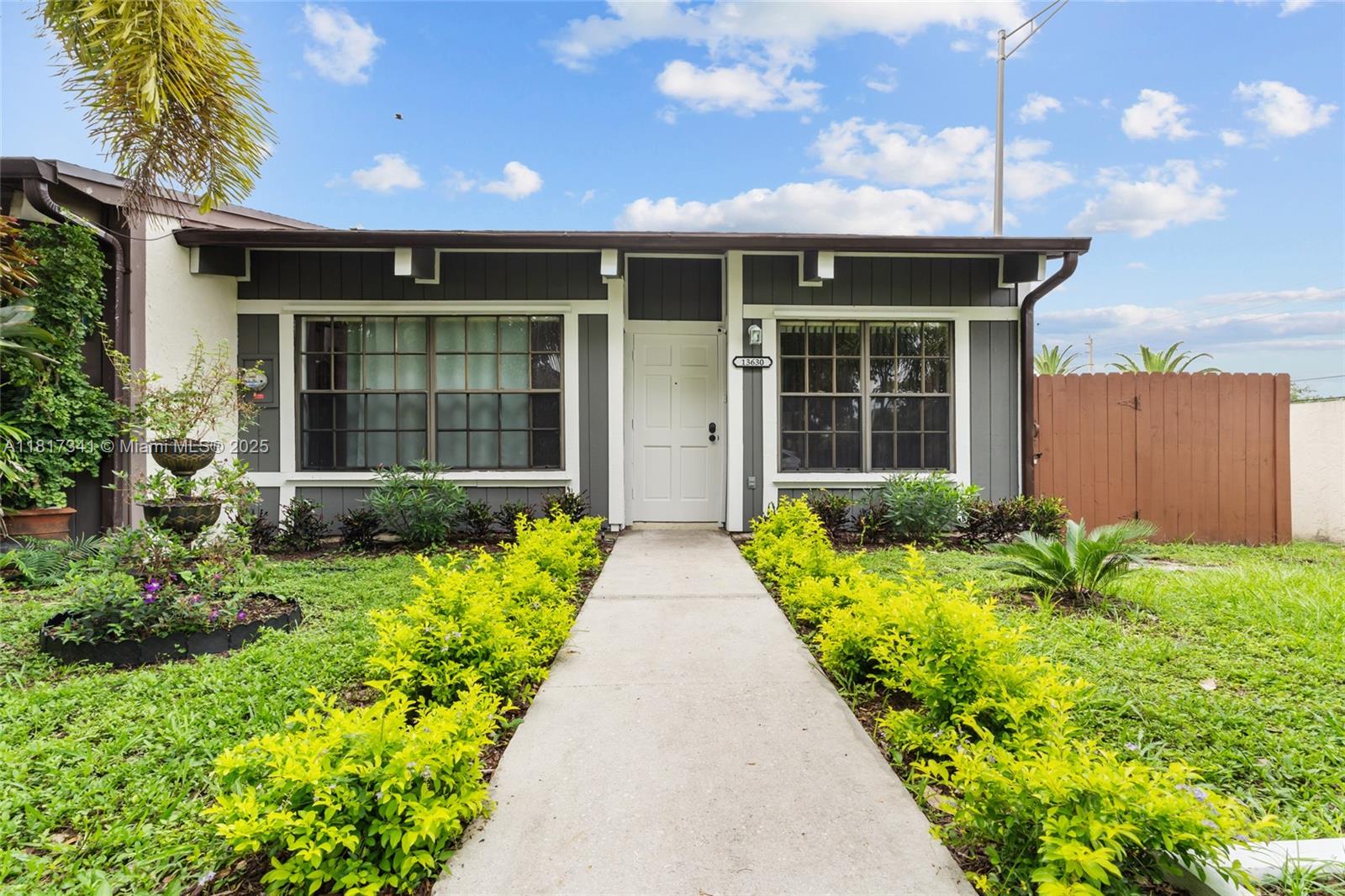 13630 SW 101st Ln, Miami FL 33186