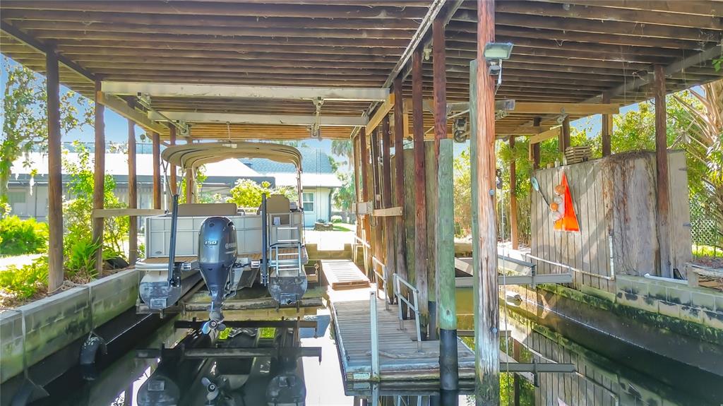 536 NW 9TH AVENUE, CRYSTAL RIVER, FL — photo 3 of 30
