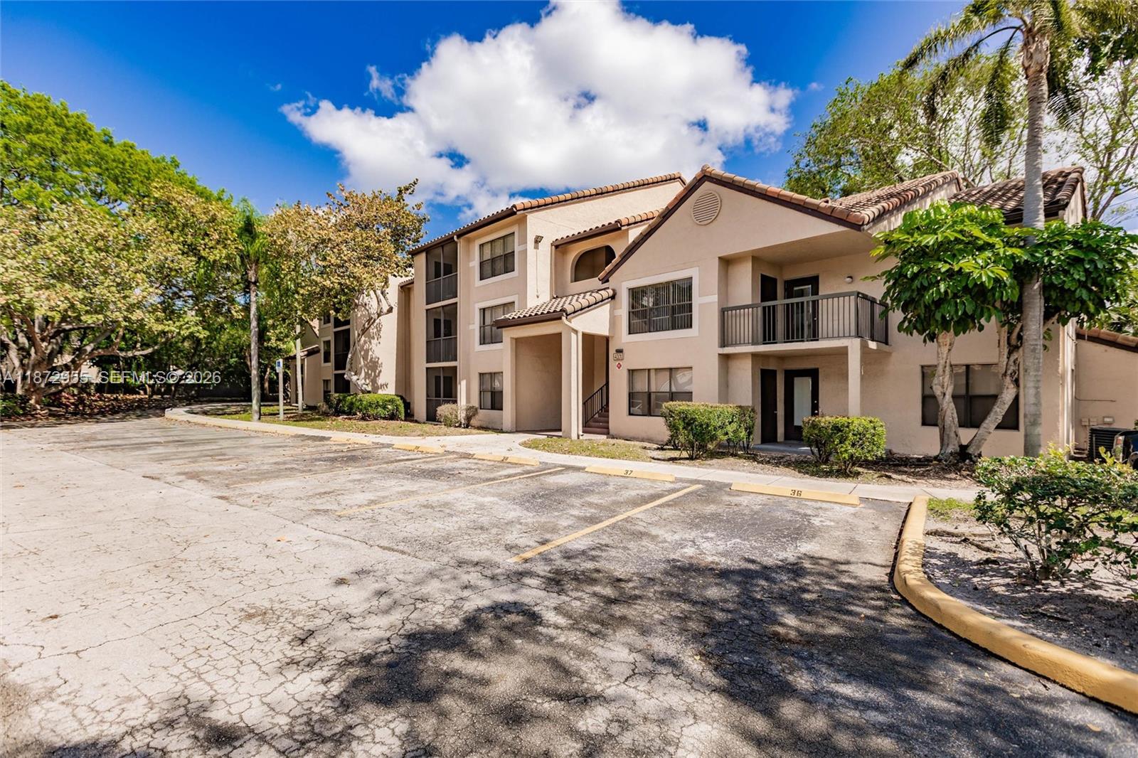 4201 W Mcnab Rd # 27, Pompano Beach FL 33069