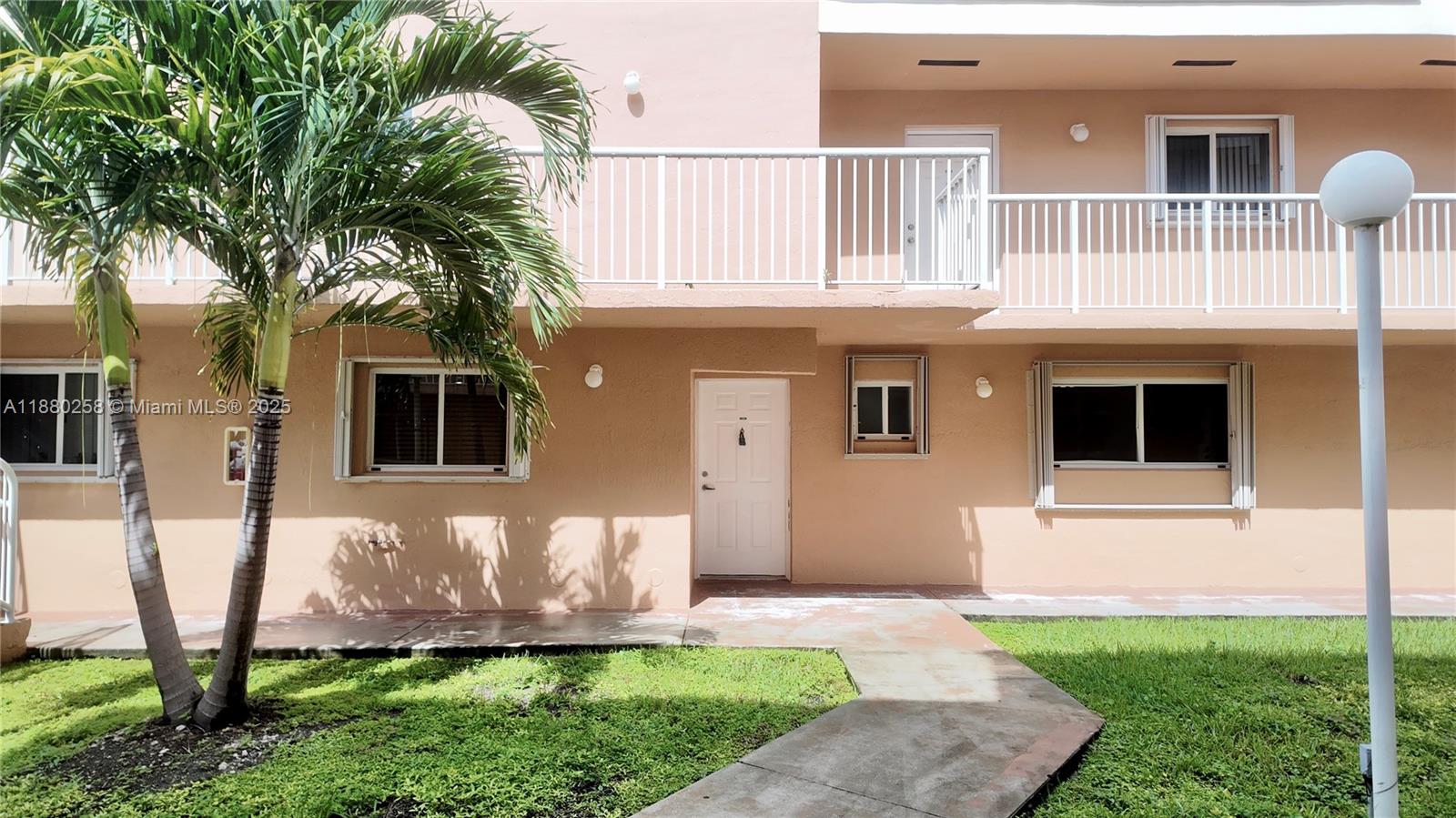14915 SW 80th St # 111, Miami FL 33193