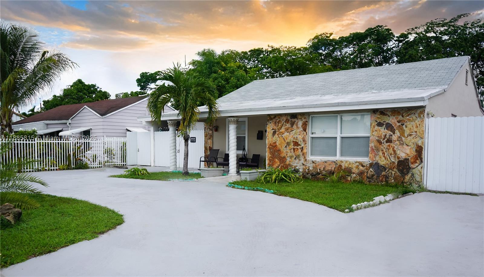 751 SE 8th St, Hialeah FL 33010