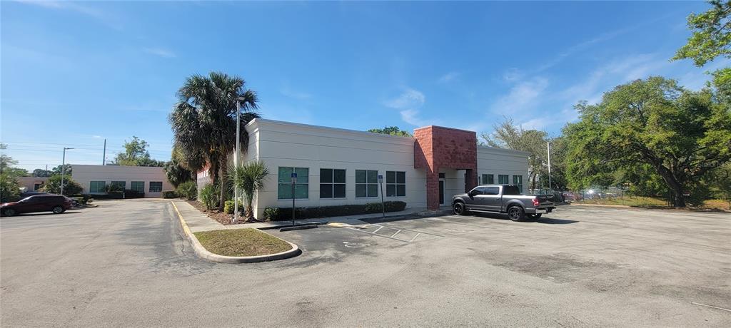 1277 SEMORAN BLVD UNIT 118