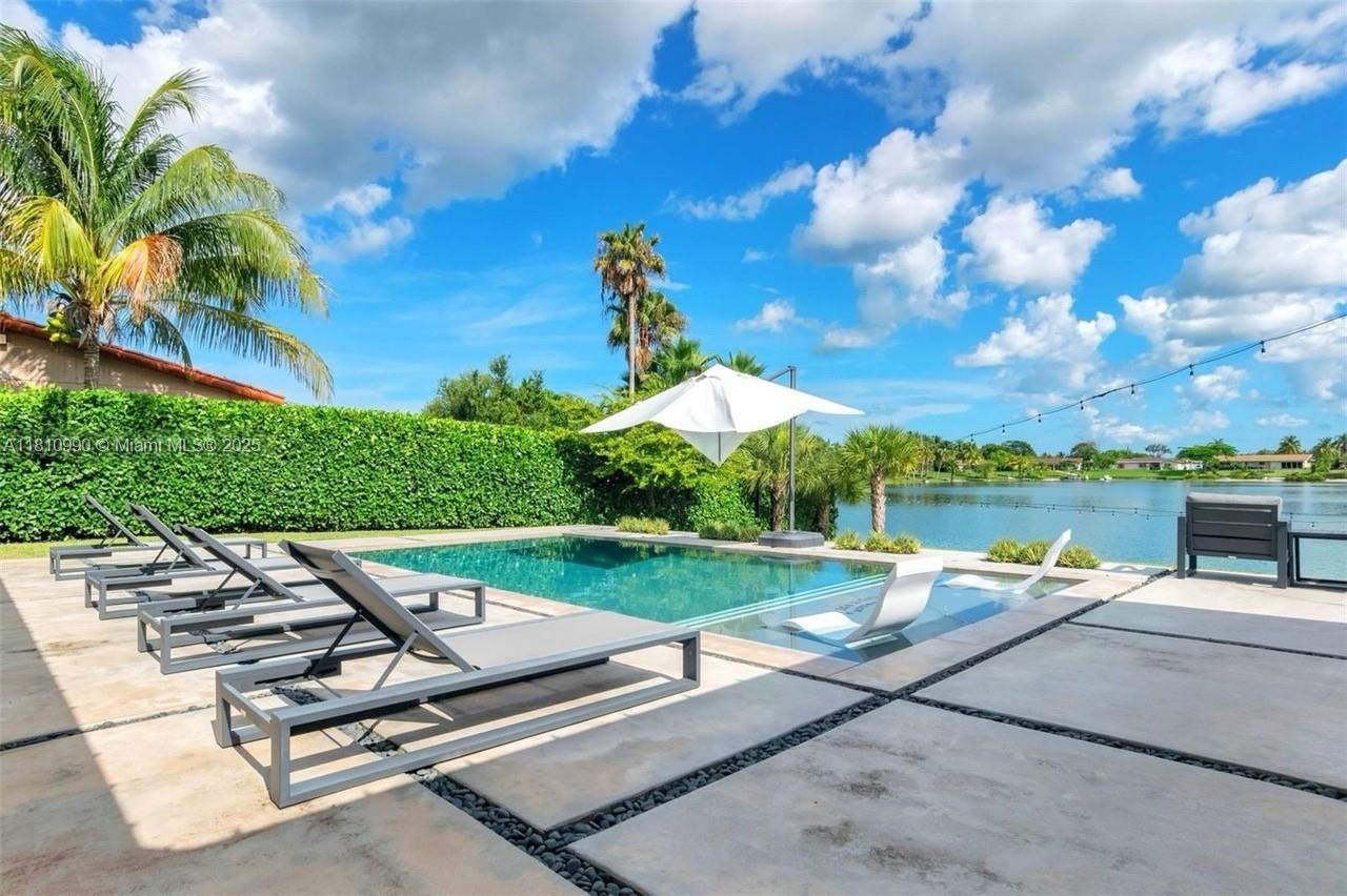 8900 SW 192nd Dr, Cutler Bay FL 33157